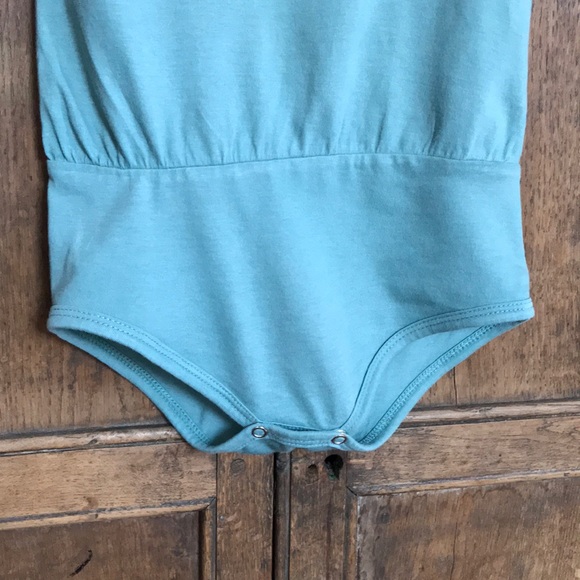 Unisex short leaves romper - Picture 3 of 6